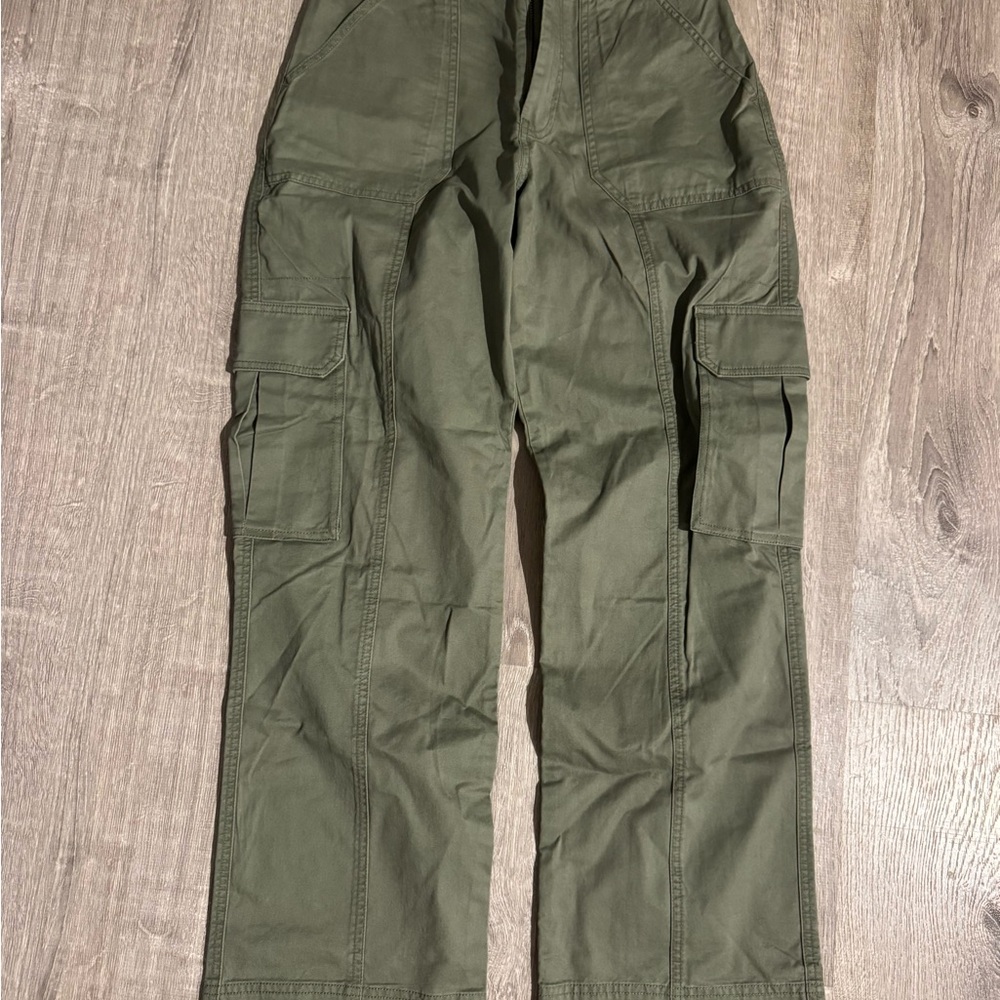 Abercrombie & Fitch Women’s Green Cargo Pants